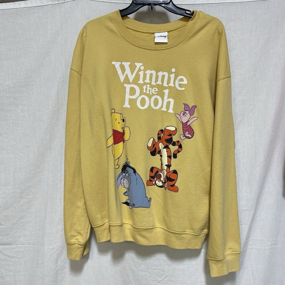 Womens Disney Winnie The Pooh & Friends Sweatshirt Size XXXL 21 Juniors Yellow